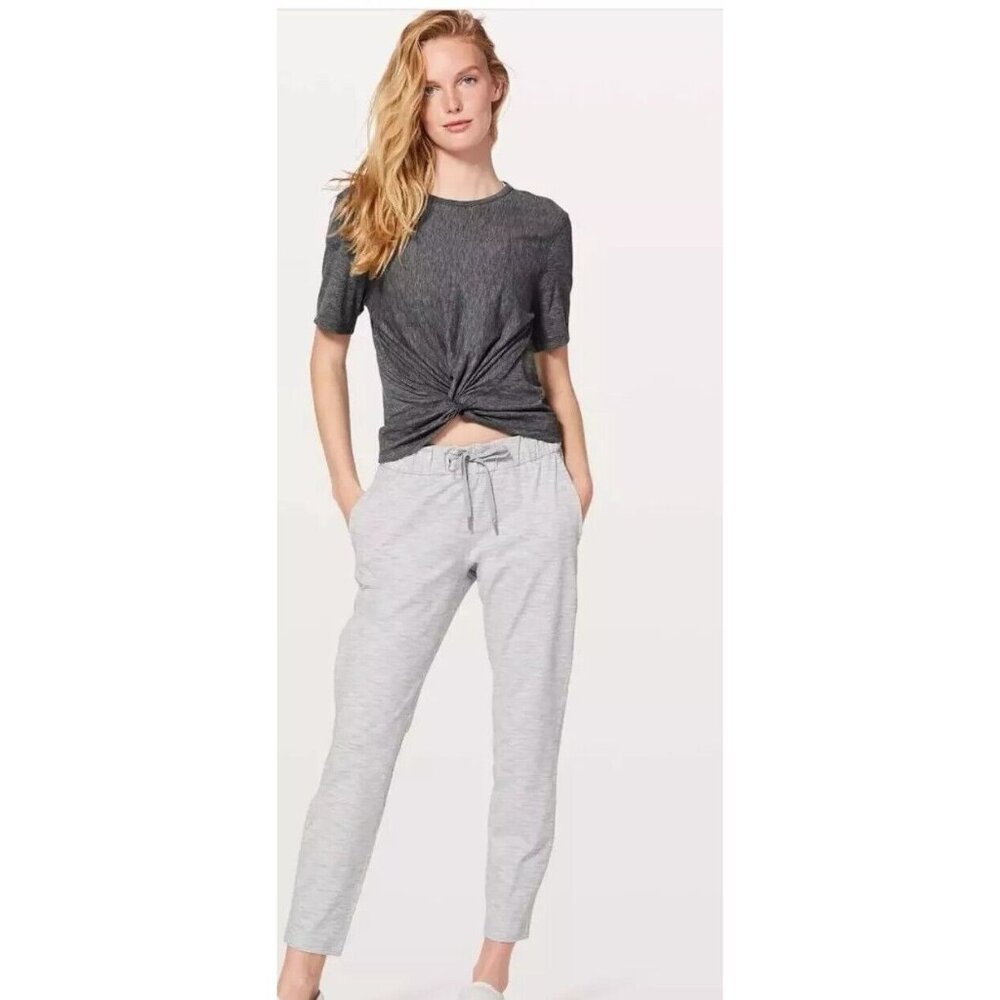 Lululemon On the Fly Pant 7/8 Wee Are From Space Gray Size 4